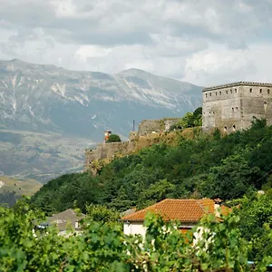 Pensjonat Latifi, Gjirokastra